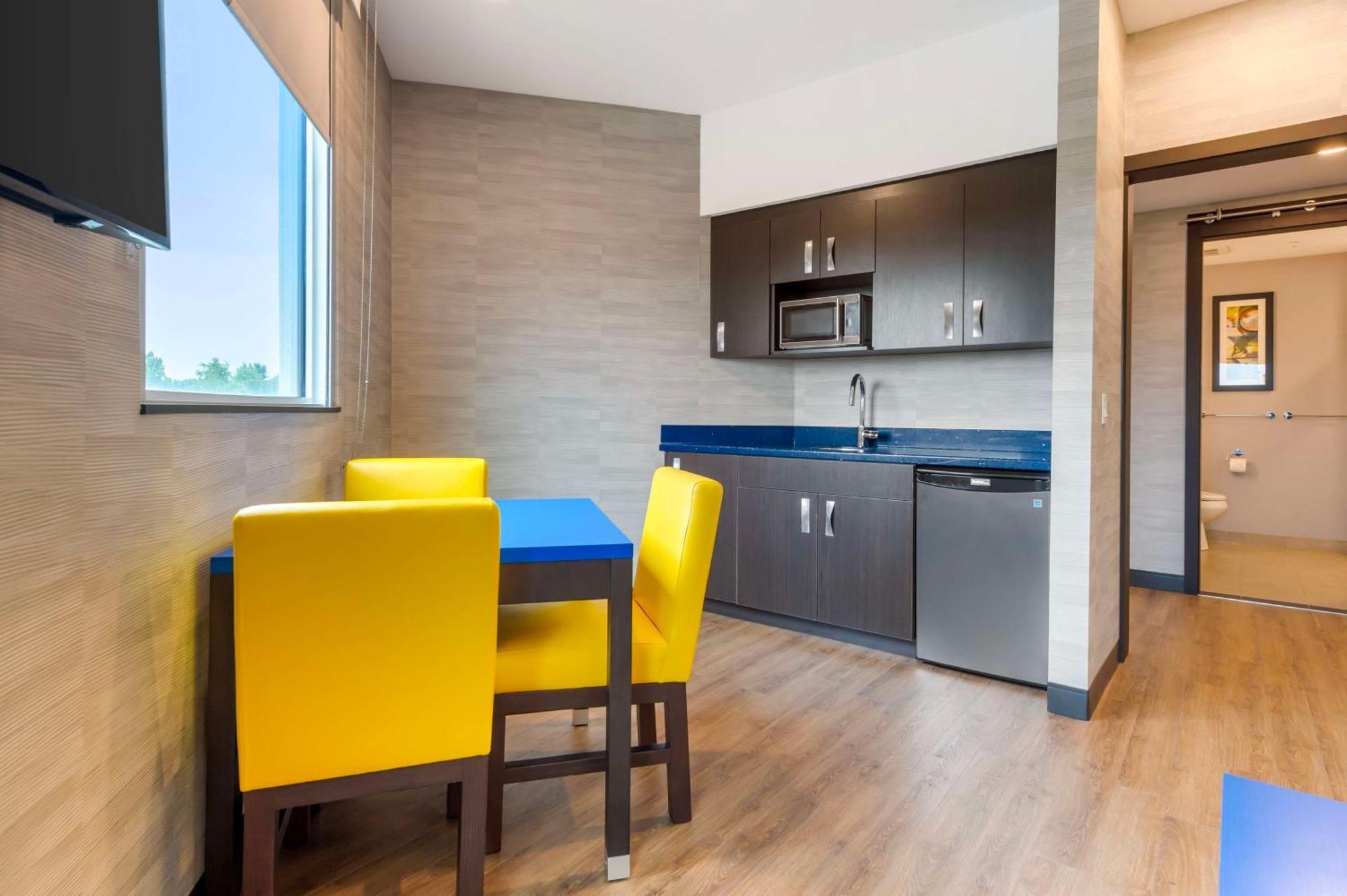 โกล เบสต์ เวสเทิร์น คานาตา ออตตาวา เวสต์ Hotel ภายนอก รูปภาพ